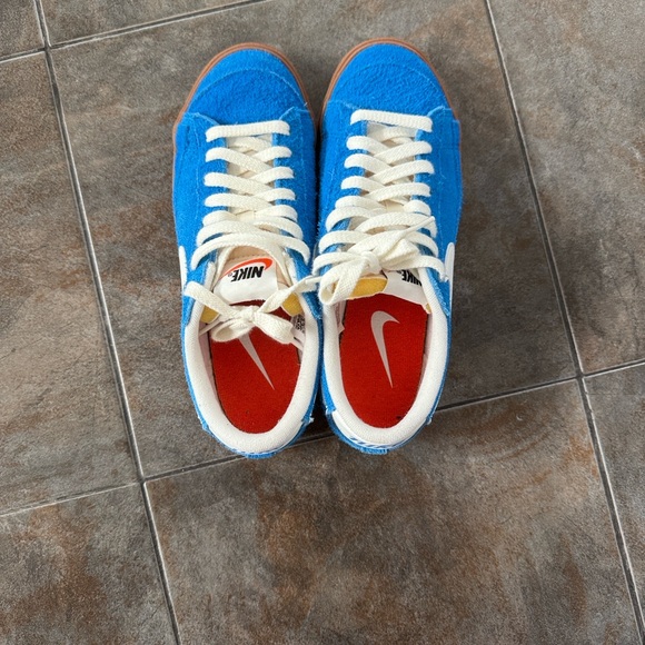 Nike Blazer Low ‘77 Blue Suede Low Top Sneakers – Women’s size 7 - Picture 3 of 4